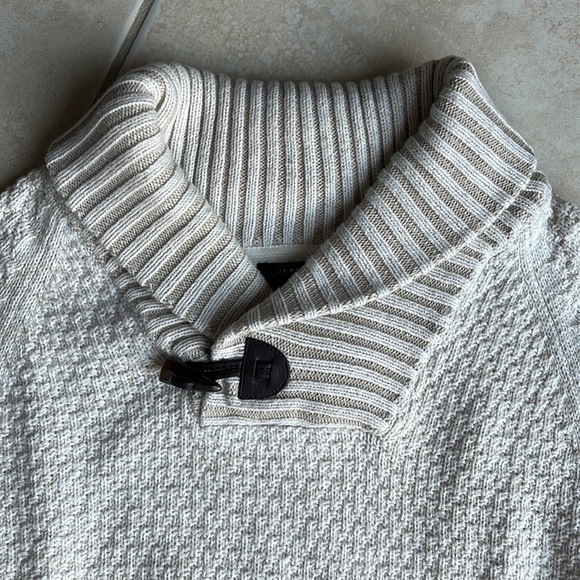 Men’s Dressy Sweater - Picture 2 of 6